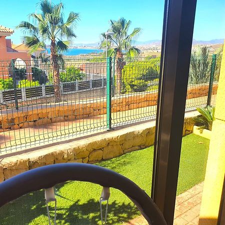 Apartamento Con Hermoso Jardin Y Ac Isla Plana Luaran gambar