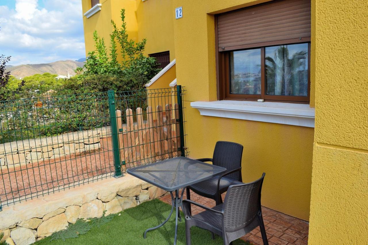 Apartamento Con Hermoso Jardin Y Ac Isla Plana Luaran gambar