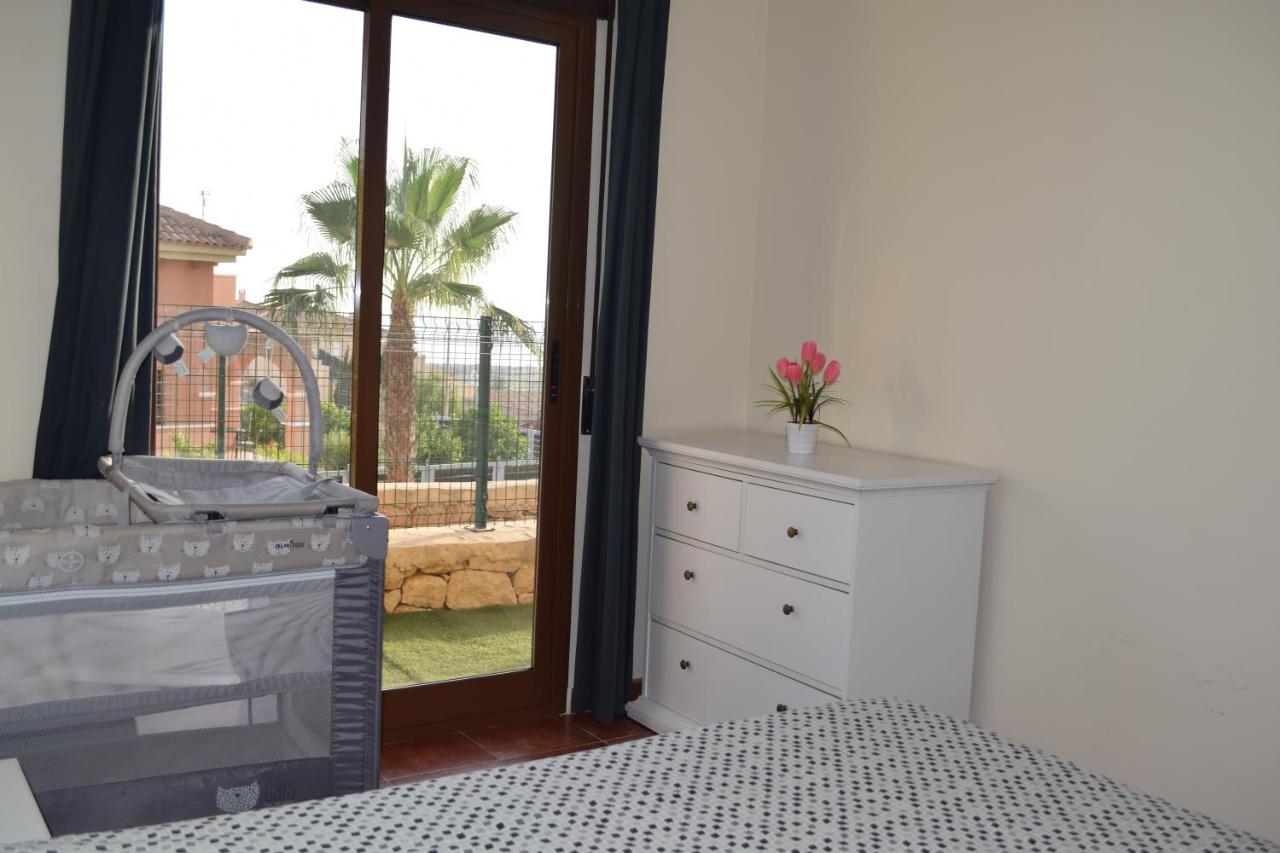 Apartamento Con Hermoso Jardin Y Ac Isla Plana Luaran gambar