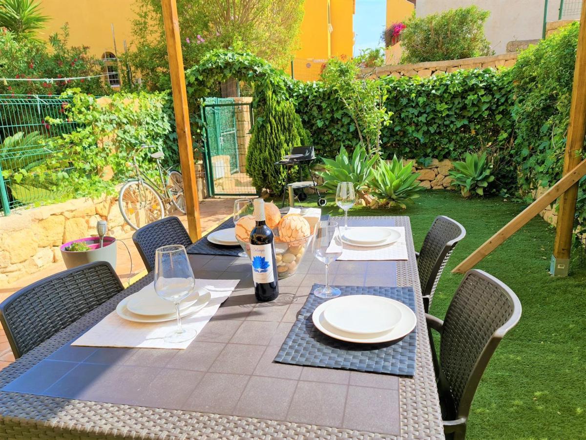 Apartamento Con Hermoso Jardin Y Ac Isla Plana Luaran gambar