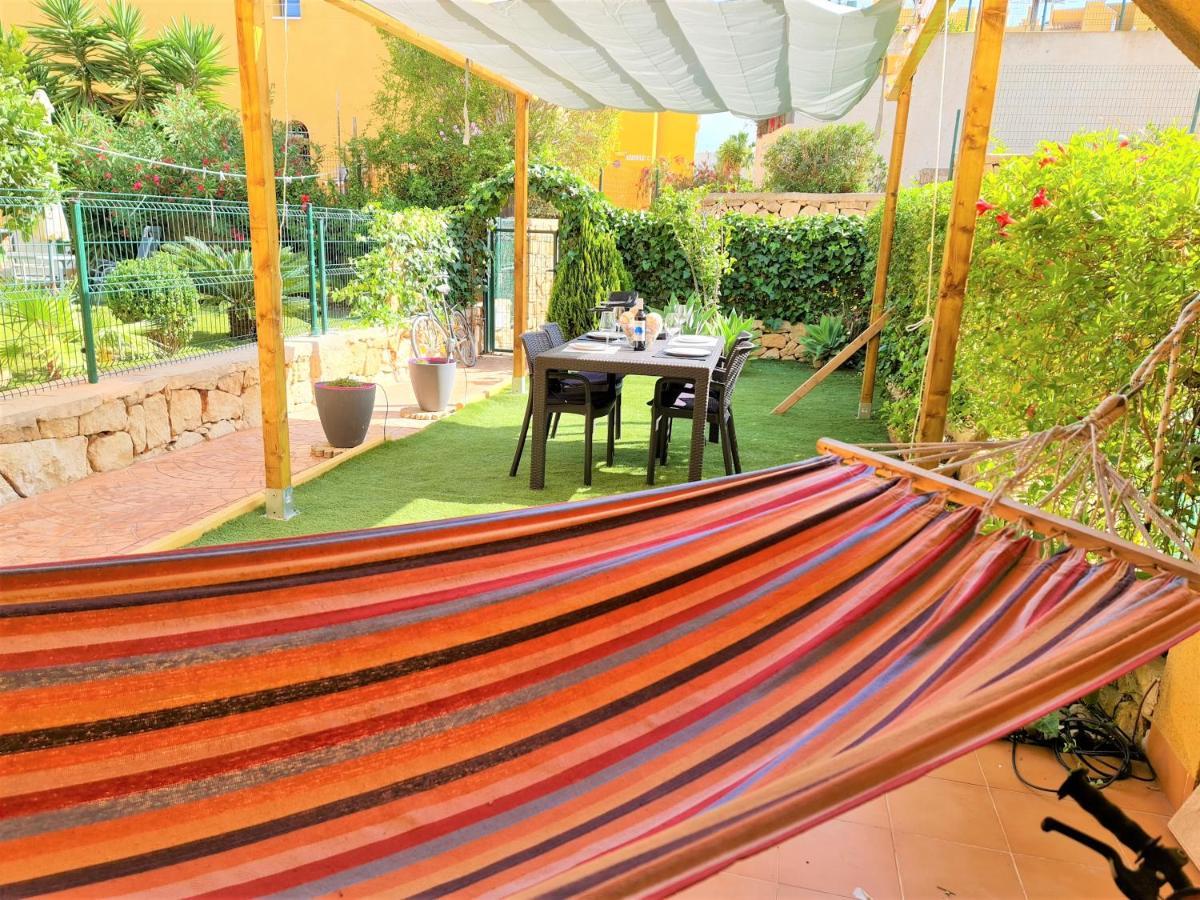 Apartamento Con Hermoso Jardin Y Ac Isla Plana Luaran gambar