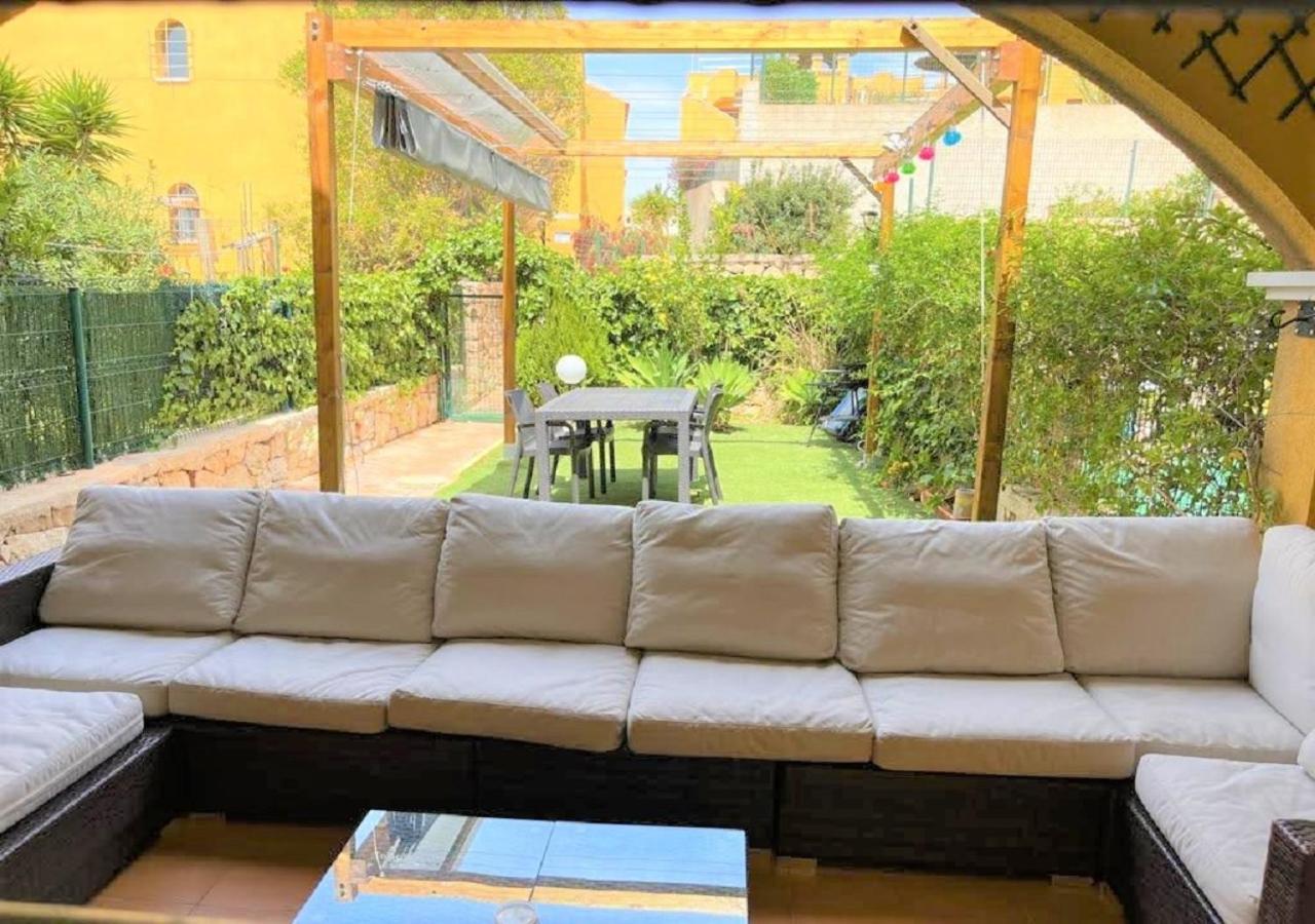 Apartamento Con Hermoso Jardin Y Ac Isla Plana Luaran gambar
