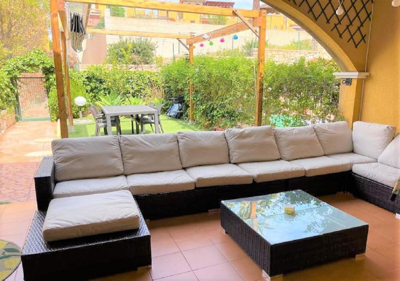 Apartamento Con Hermoso Jardin Y Ac Isla Plana Luaran gambar