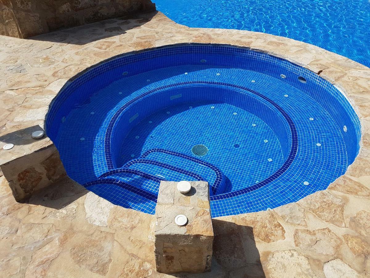 Apartamento Con Hermoso Jardin Y Ac Isla Plana Luaran gambar